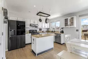 4887 Duluth Ct, Denver, CO 80239 - Photo 13