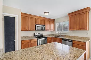 2679 S Memphis Way, Aurora, CO 80013 - Photo 7