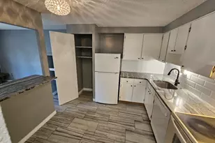 1302 S Parker Rd, Denver, CO 80231 - Photo 11