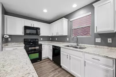 333 Diablo Place, Lochbuie, CO 80603 - Photo 11