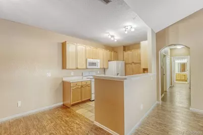 14241 E 1st Drive #304, Aurora, CO 80011 - Photo 7