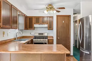 978 Oakwood Dr, Castle Rock, CO 80104 - Photo 9