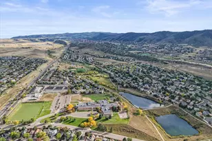 7933 Mule Deer Pl, Littleton, CO 80125 - Photo 37