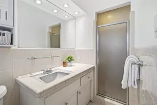 800 E Pinewood Ave, Littleton, CO 80121 - Photo 25