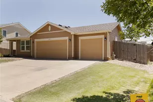 847 Willow Dr, Brighton, CO 80603 - Photo 3