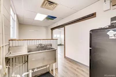 3015 W 9th Avenue, Denver, CO 80204 - Photo 7