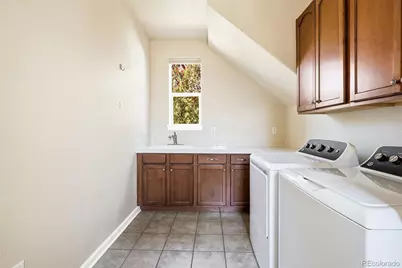 10221 Bluffmont Drive, Lone Tree, CO 80124 - Photo 23