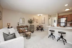 819 Summer Dr, Highlands Ranch, CO 80126 - Photo 3