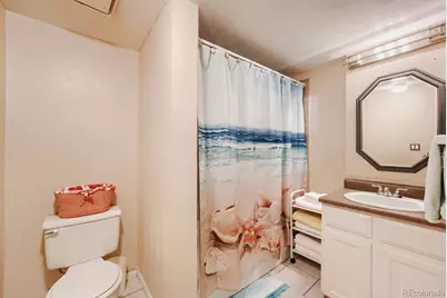 19073 E 16th Avenue, Aurora, CO 80011 - Photo 15