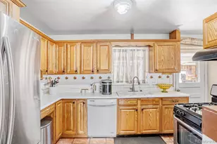 2941 Ivanhoe St, Denver, CO 80207 - Photo 9