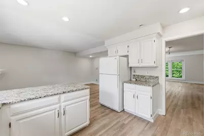 8328 E Phillips Place, Centennial, CO 80112 - Photo 17
