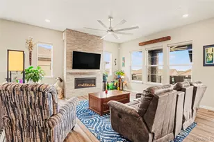 8684 S Quemoy St, Aurora, CO 80016 - Photo 11