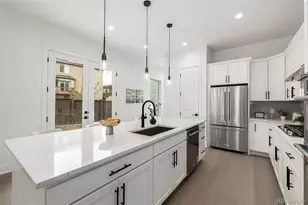 672 Apex St, Erie, CO 80516 - Photo 3