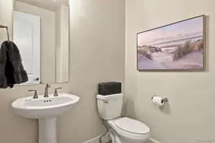 9026 S Shawnee Ct, Aurora, CO 80016 - Photo 27