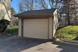 701 Harlan St, Lakewood, CO 80214 - Photo 9