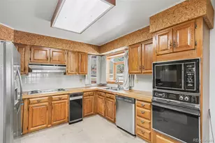 2615 Oak Dr, Lakewood, CO 80215 - Photo 11