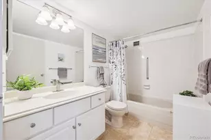 13691 E Marina Dr, Aurora, CO 80014 - Photo 9