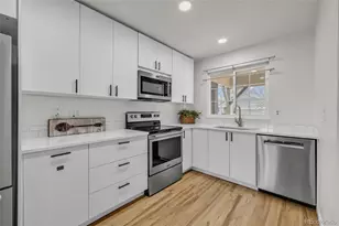 254 Greenway Cir W, Broomfield, CO 80020 - Photo 5