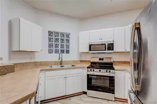 1661 W Canal Cir, Littleton, CO 80120 - Photo 5