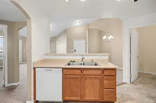 5723 N Gibralter Way, Aurora, CO 80019 - Photo 11