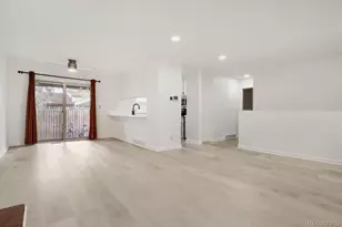 3812 S Fraser St, Aurora, CO 80014 - Photo 5
