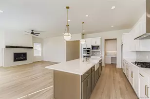 9046 S Shawnee Ct, Aurora, CO 80016 - Photo 9