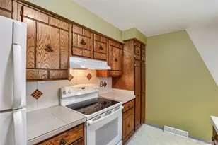 1162 S Eagle Cir, Aurora, CO 80012 - Photo 11
