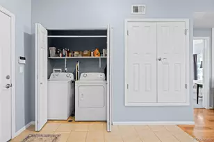 18602 E Water Dr, Aurora, CO 80013 - Photo 9