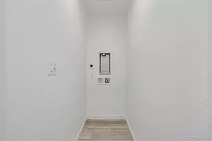 2078 S Holly St, Denver, CO 80222 - Photo 33