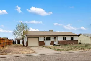 950 Kentucky St, Canon City, CO 81212 - Photo 3