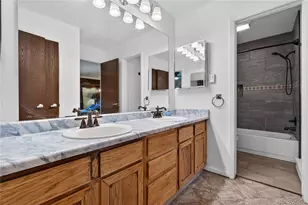 2512 S Worchester Ct, Aurora, CO 80014 - Photo 25