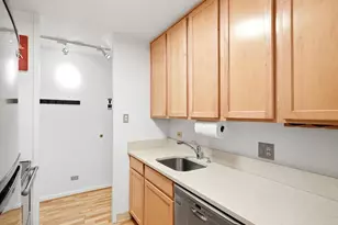 1200 Vine St, Denver, CO 80206 - Photo 9
