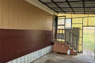 1838 Cimarron St, Aurora, CO 80111 - Photo 3