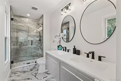 2024 S Moline Way, Aurora, CO 80014 - Photo 29