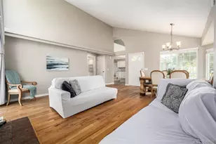 1116 S Rifle Cir, Aurora, CO 80017 - Photo 5