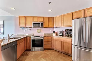 100 Park Ave, Denver, CO 80205 - Photo 13