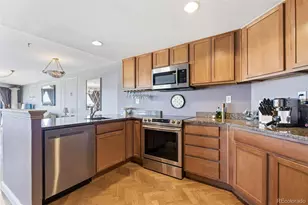 100 Park Ave, Denver, CO 80205 - Photo 21