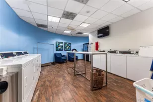 100 Park Ave, Denver, CO 80205 - Photo 49