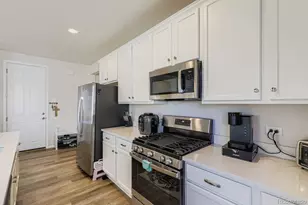 9802 Cathay St, Commerce City, CO 80022 - Photo 7