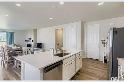 9802 Cathay Street, Commerce City, CO 80022 - Photo 5