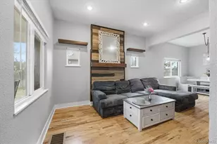 2073 S Logan St, Denver, CO 80210 - Photo 9