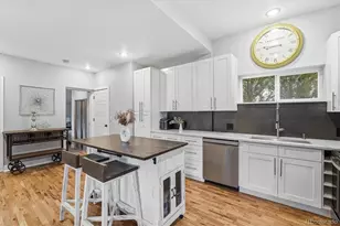 2073 S Logan St, Denver, CO 80210 - Photo 3