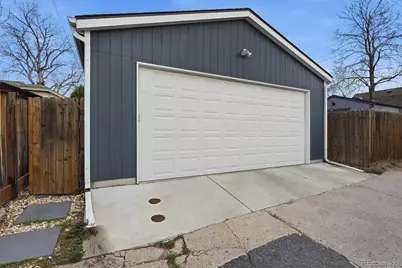 2073 S Logan Street, Denver, CO 80210 - Photo 5