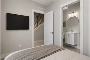 3245 W 17th Ave, Denver, CO 80204 - Photo 13