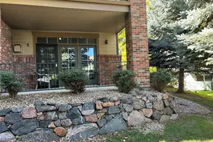 2210 S Vaughn Way, Aurora, CO 80014 - Photo 33