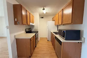 10211 Ura Ln, Thornton, CO 80260 - Photo 7