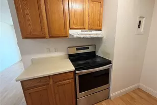 10211 Ura Ln, Thornton, CO 80260 - Photo 9