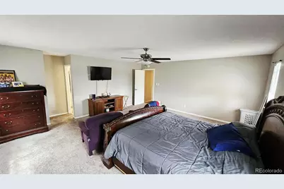 1584 S Vaughn Circle, Aurora, CO 80012 - Photo 9