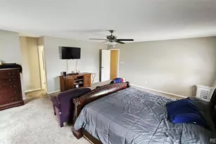 1584 S Vaughn Cir, Aurora, CO 80012 - Photo 9