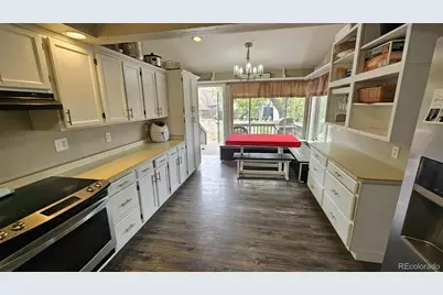 1584 S Vaughn Circle, Aurora, CO 80012 - Photo 5